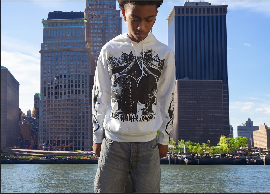 Reppin the Kingdom White